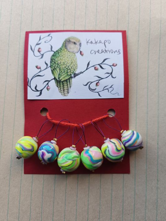 Stitch markers - 'Light rainbow'